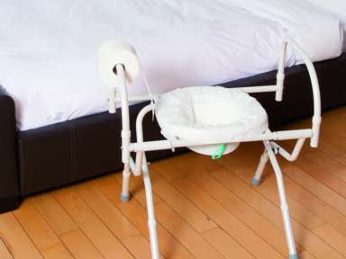 Création d’une chaise d’aisance pliante